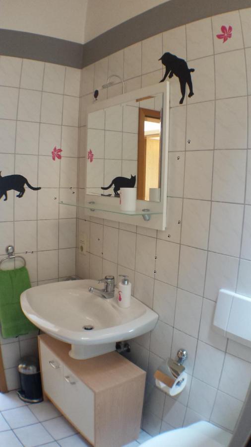 Ferienwohnung Katzenberger Beverungen Phòng bức ảnh